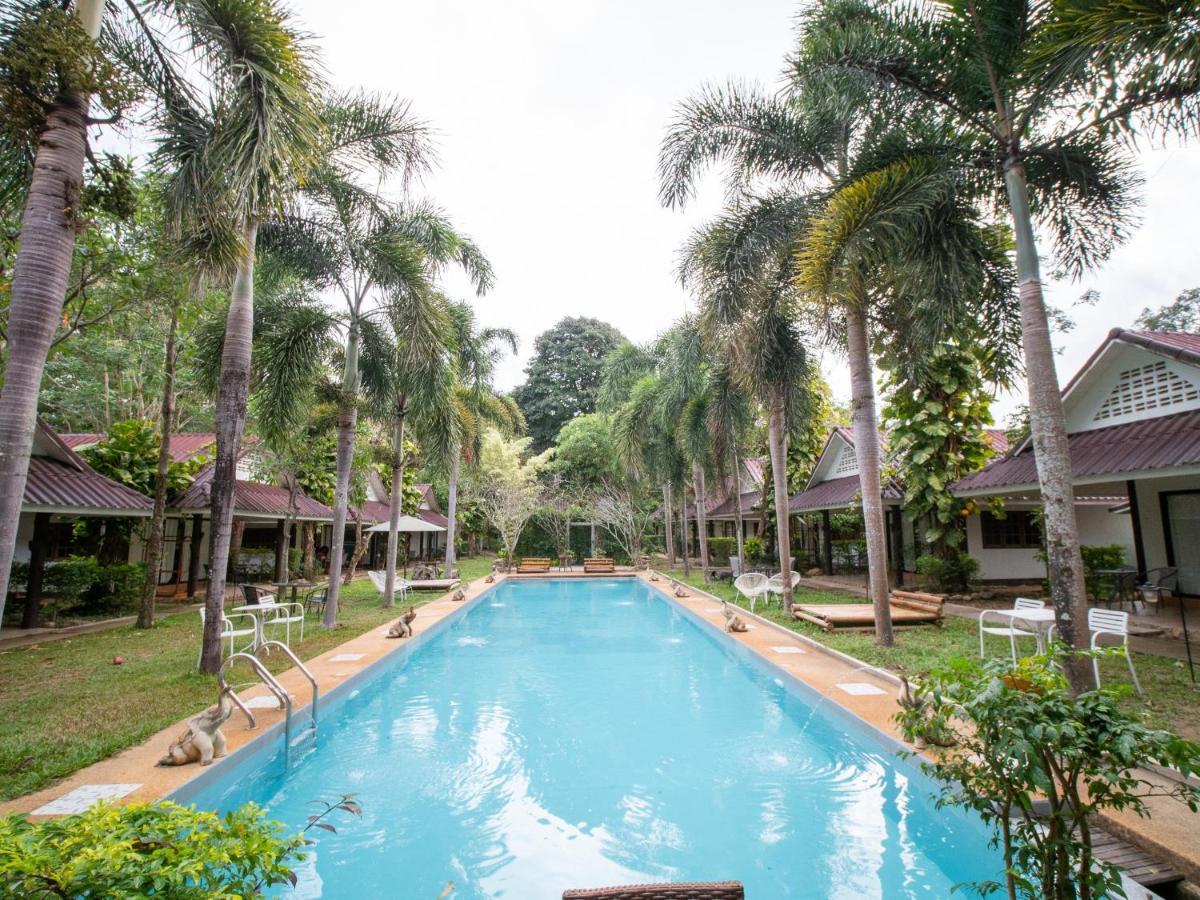 Capital O 834 Iyara Resort&Spa Koh Chang Exterior foto